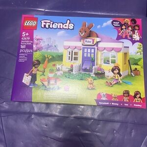 LEGO Friends Heartlake City Pet Hotel Building Set brand new in package